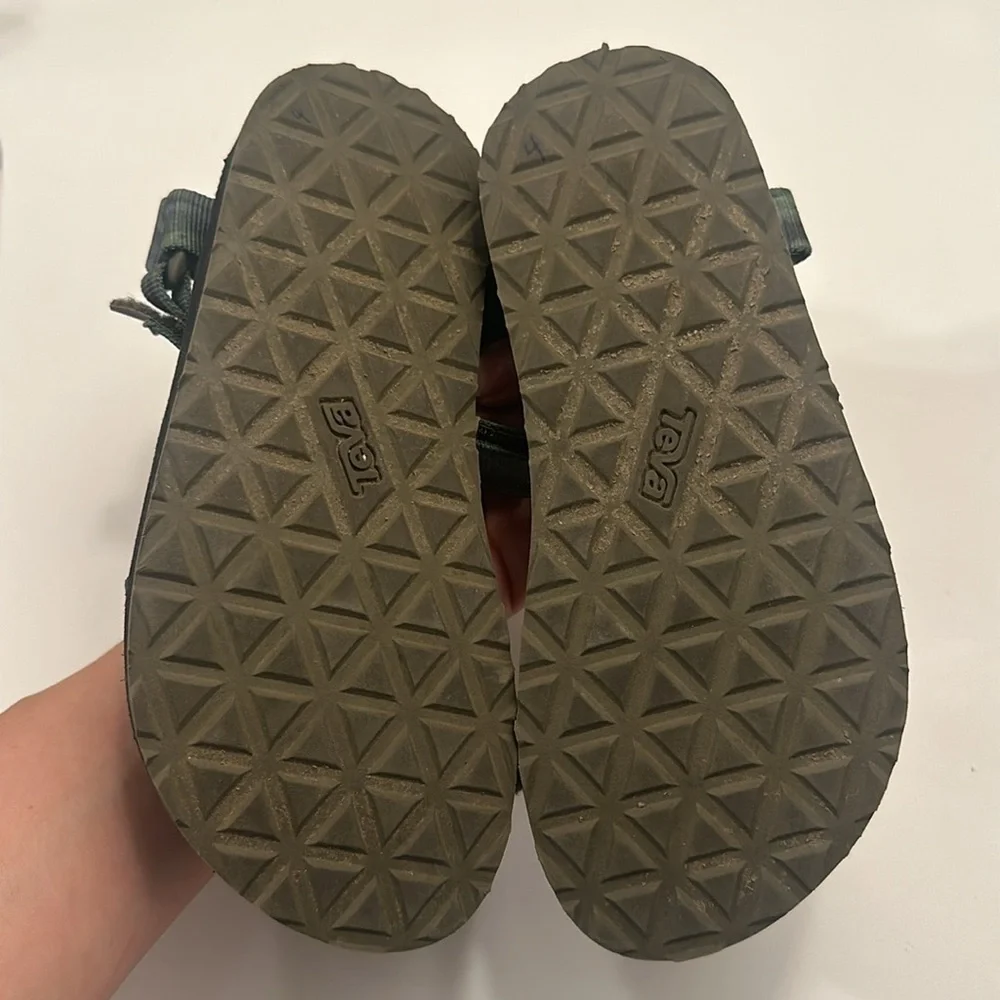 Kid's Original Universal green ombré Sandals K1